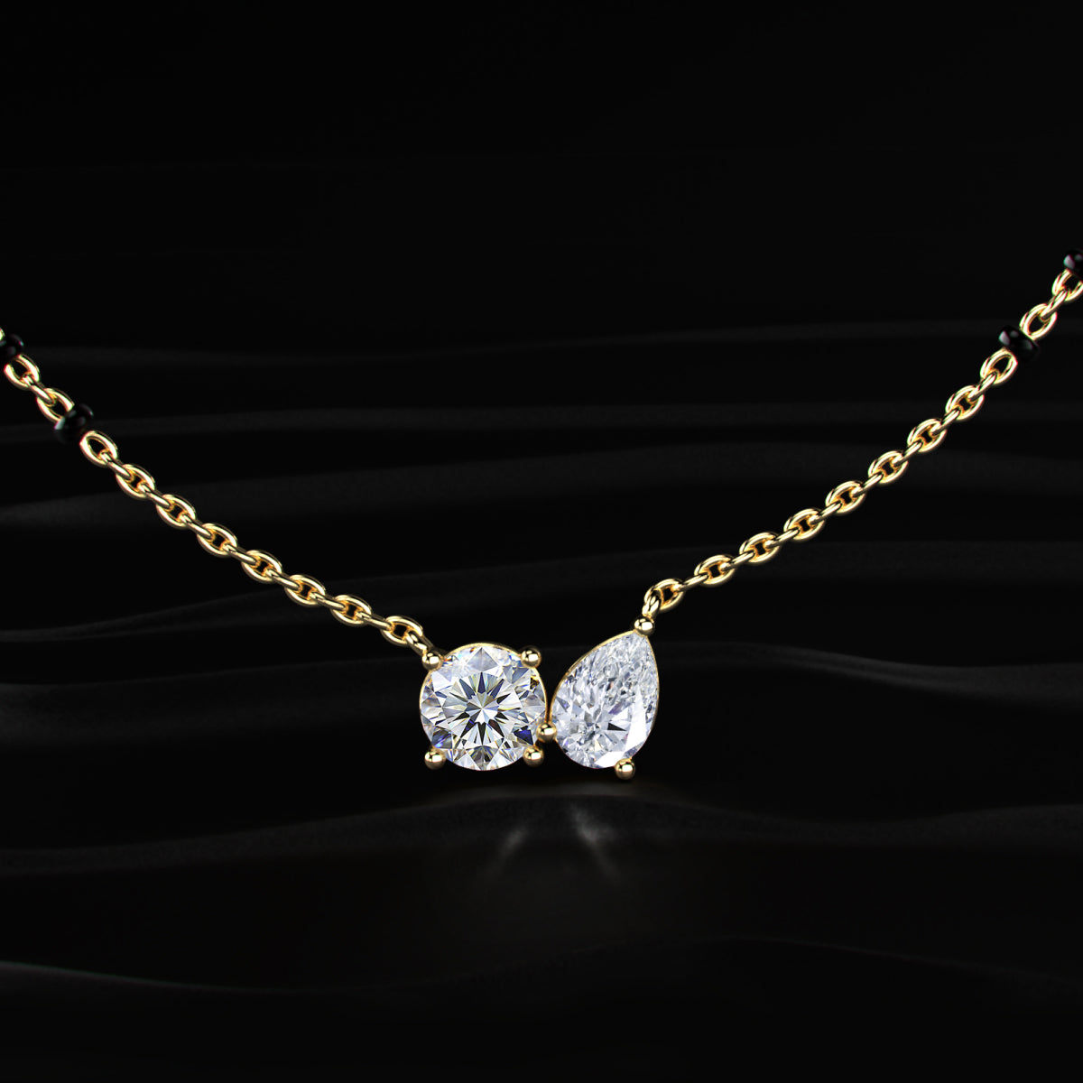 Round & Pear Toi-Et-Moi Mangalsutra