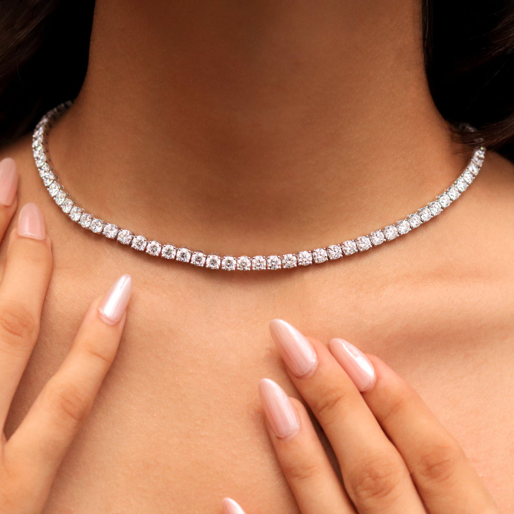 0.30 Pointer Round Diamond Tennis Necklace