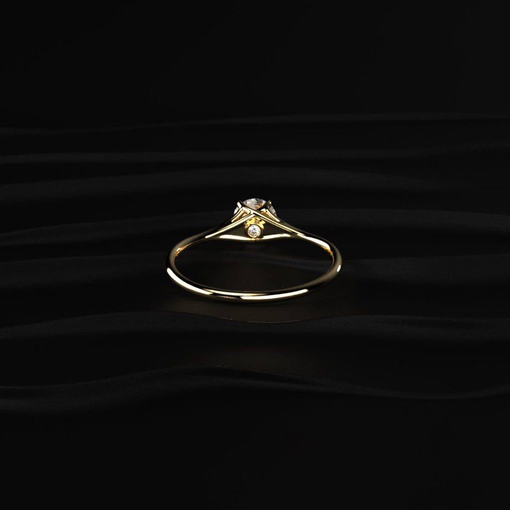 Round Diamond Split Shank Ring