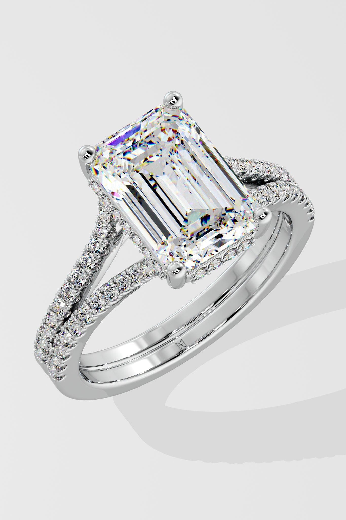 4 ct Emerald Split Shank Ring