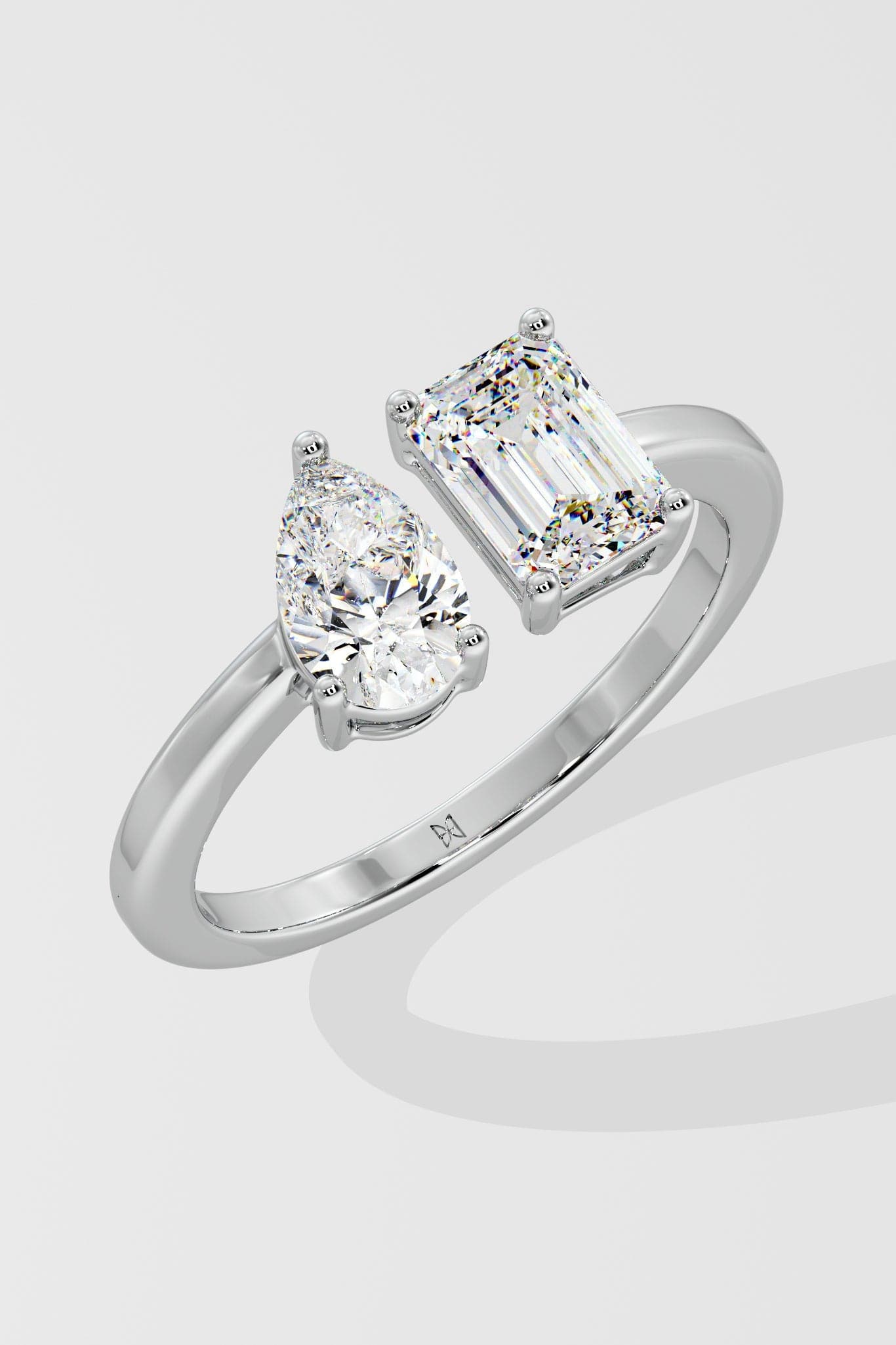 Pear & Emerald Toi et Moi Ring