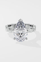 3 ct Pear Inegale Ring