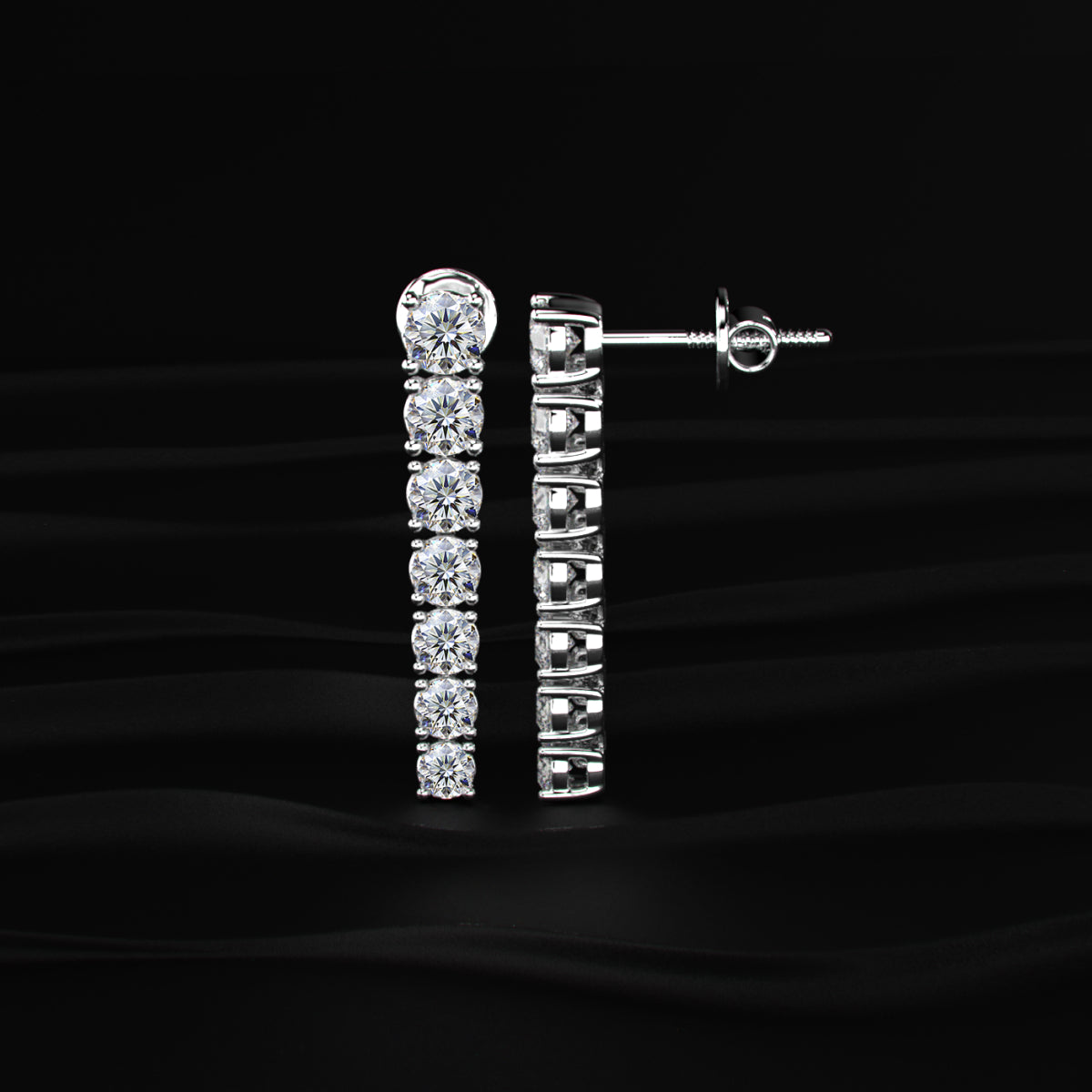 Round Diamond Danglers Earrings