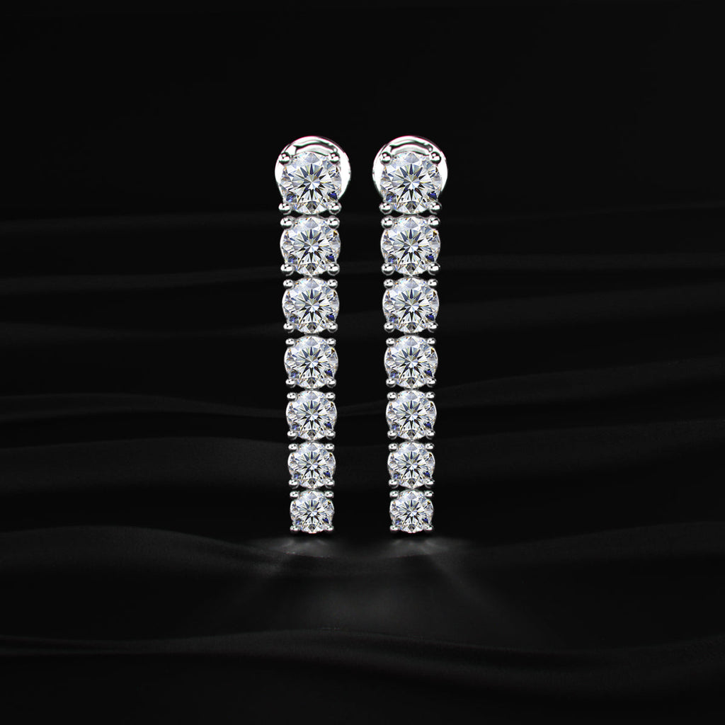 Round Diamond Danglers Earrings