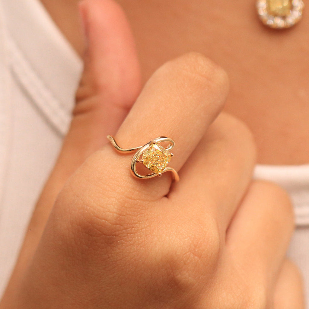 Cushion Cut Diamond Fluid Shape Ring