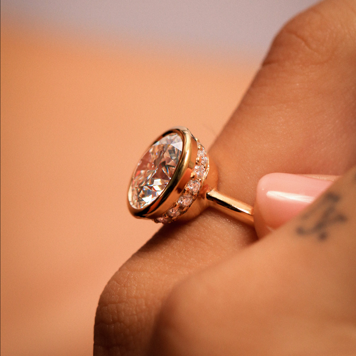 Round Diamond Solitaire Engagement Ring Bezel Setting